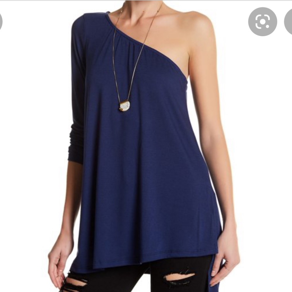Willow and Clay top